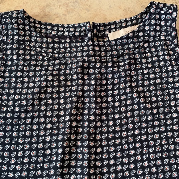 LOFT Floral Print Sleeveless Top XS NWOT - Picture 2 of 6